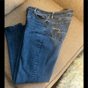 American Eagle super high rise jegging size 12 R